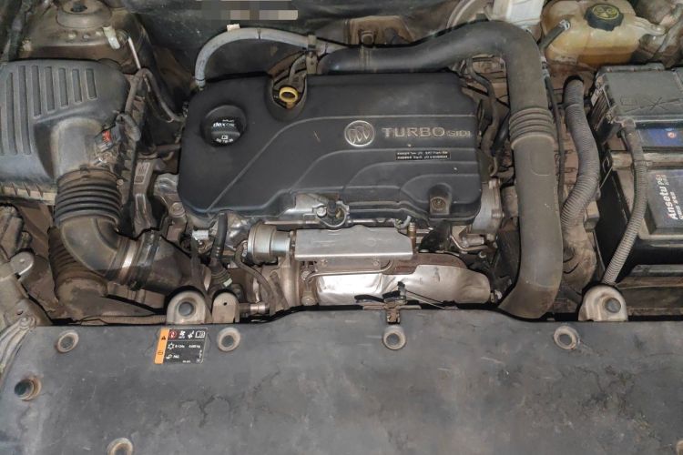 Used Buick Envision 2016 20T Two-Wheel Drive Leading Version Engine Bay