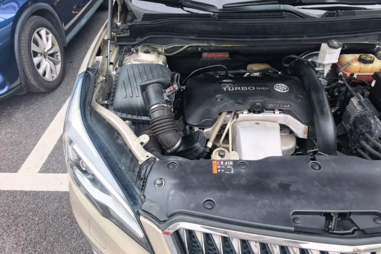 Used Buick Envision 2016 28T Four-Wheel Drive Elite Version Engine Bay Right