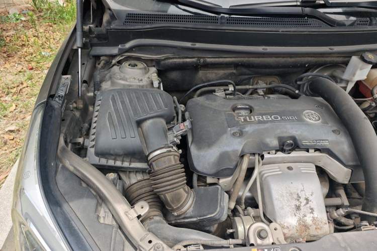 Used Buick Envision 2016 28T Four-Wheel Drive Luxury Model Engine Bay Right