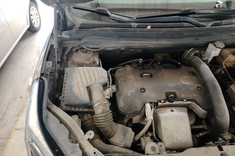 Used Buick Envision 2016 28T Four-Wheel Drive Elite Version Engine Bay Right