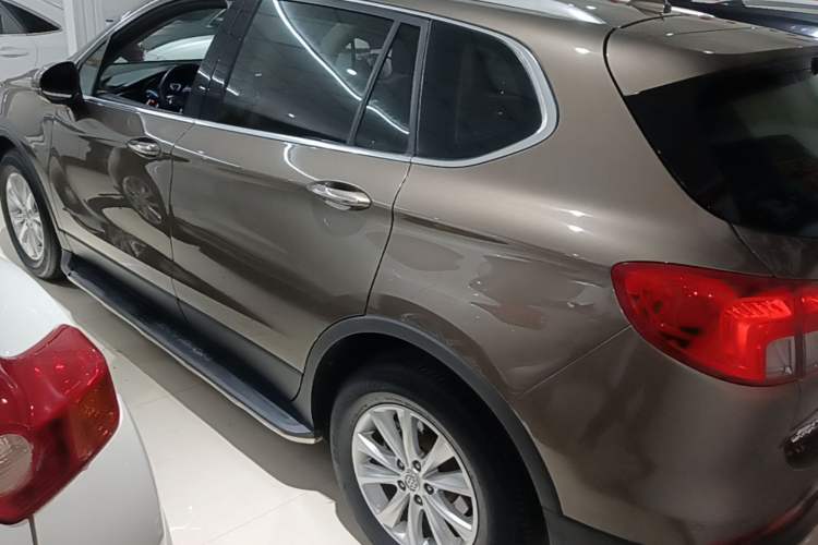 Used Buick Envision 2016 28T Four-Wheel Drive Elite Version Exterior 2