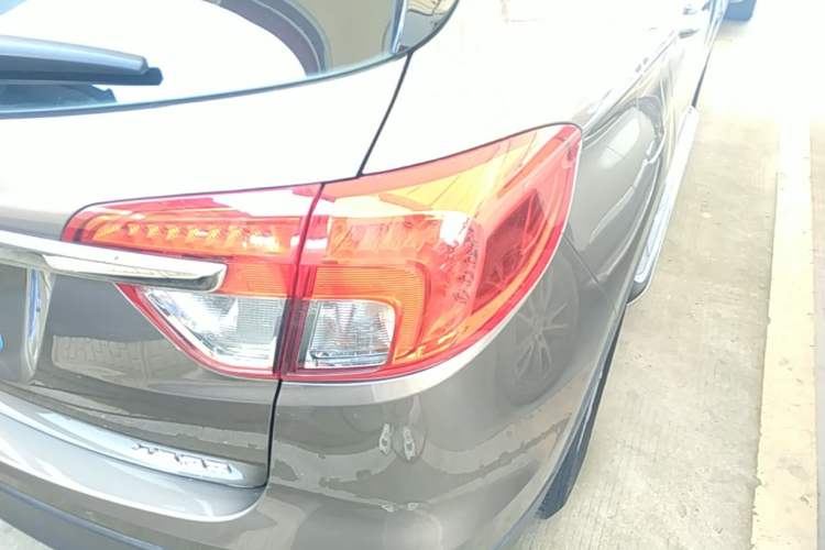 Used Buick Envision 2016 28T Four-Wheel Drive Elite Version Exterior 3