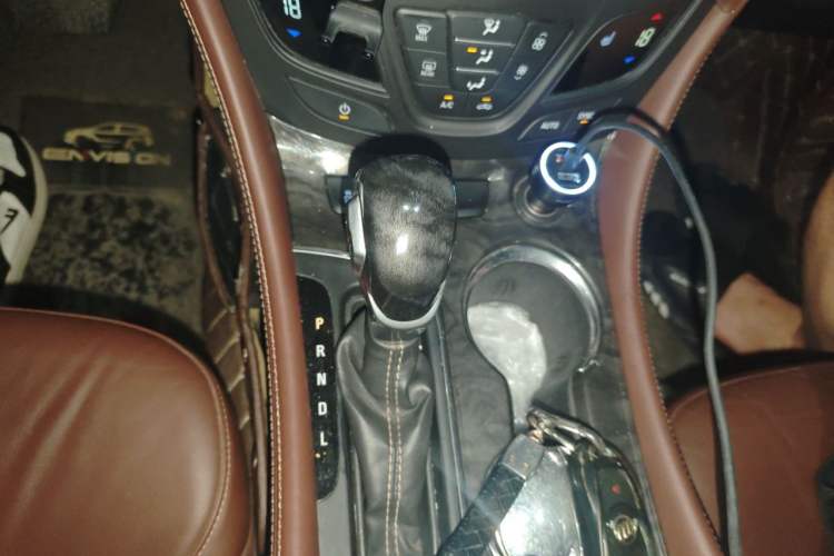 Used Buick Envision 2016 20T Two-Wheel-Drive Elite Model Gear Lever