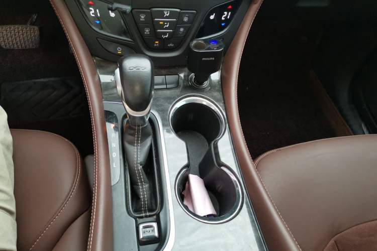 Used Buick Envision 2016 20T Four-Wheel Drive Luxury Model Gear Lever