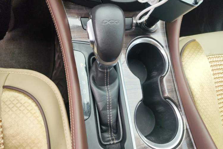 Used Buick Envision 2016 20T Two-Wheel-Drive Elite Model Gear Lever