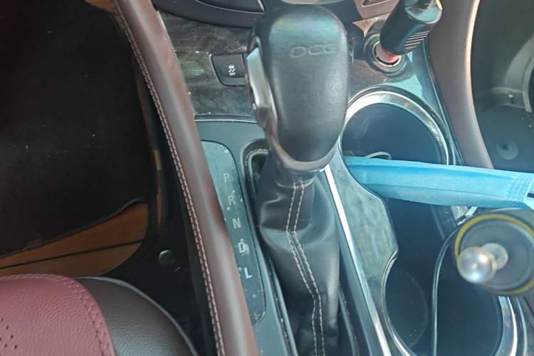 Used Buick Envision 2016 20T Two-Wheel-Drive Elite Model Gear Lever