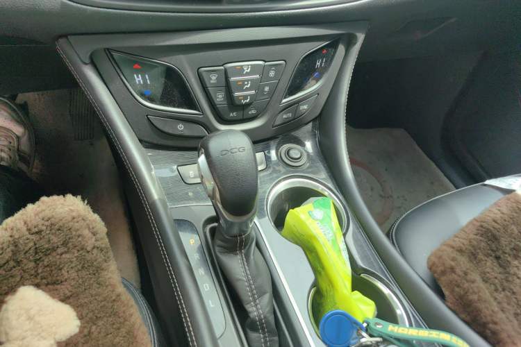 Used Buick Envision 2016 20T Two-Wheel Drive Leading Version Gear Lever
