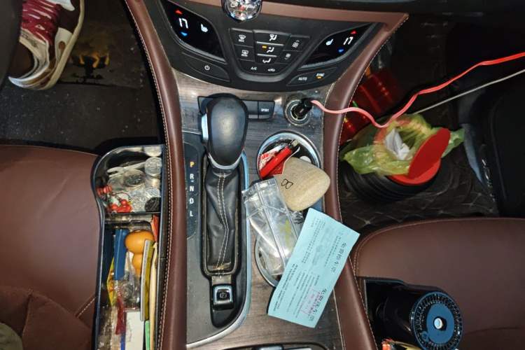 Used Buick Envision 2016 28T Four-Wheel Drive Elite Version Gear Lever