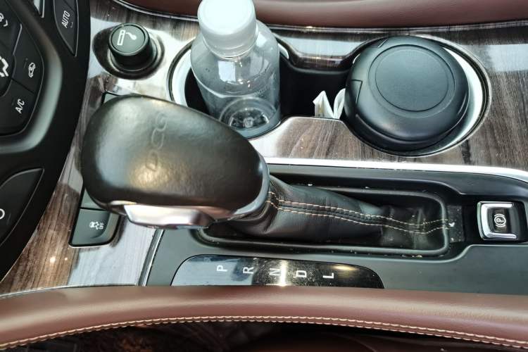 Used Buick Envision 2016 20T Two-Wheel-Drive Elite Model Gear Lever