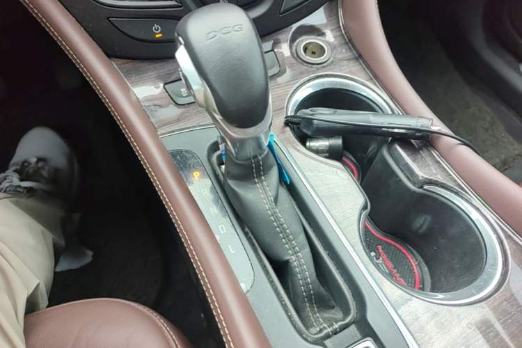 Used Buick Envision 2016 20T Two-Wheel-Drive Elite Model Gear Lever