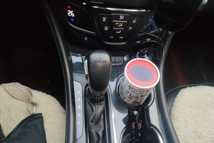 Used Buick Envision 2016 20T Two-Wheel Drive Leading Version Gear Lever