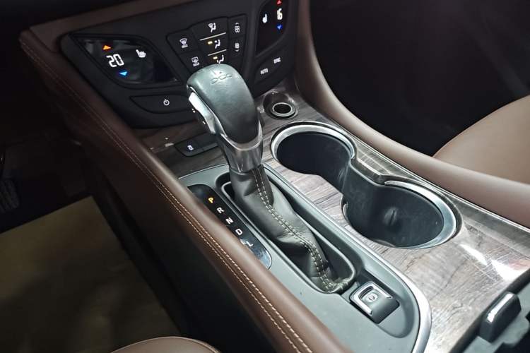 Used Buick Envision 2016 20T Four-Wheel Drive Luxury Model Gear Lever
