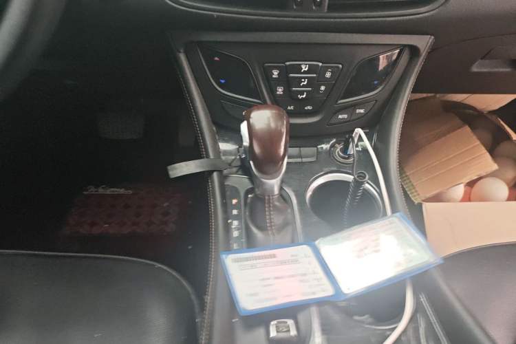 Used Buick Envision 2016 20T Two-Wheel Drive Leading Version Gear Lever