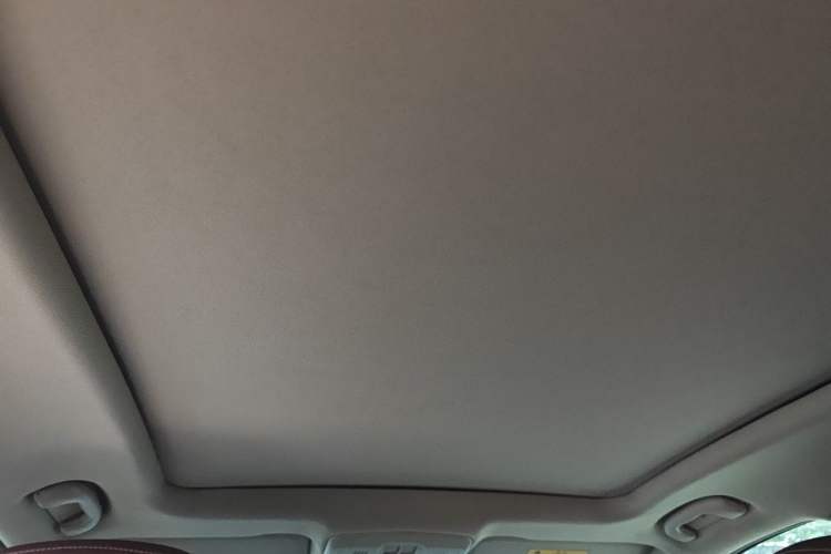 Used Buick Envision 2016 28T Four-Wheel Drive Luxury Model Headliner
