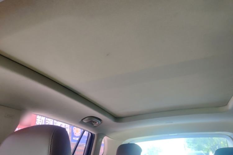 Used Buick Envision 2016 20T Two-Wheel-Drive Elite Model Headliner