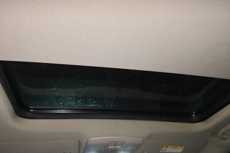 Used Buick Envision 2016 20T Two-Wheel Drive Leading Version Headliner
