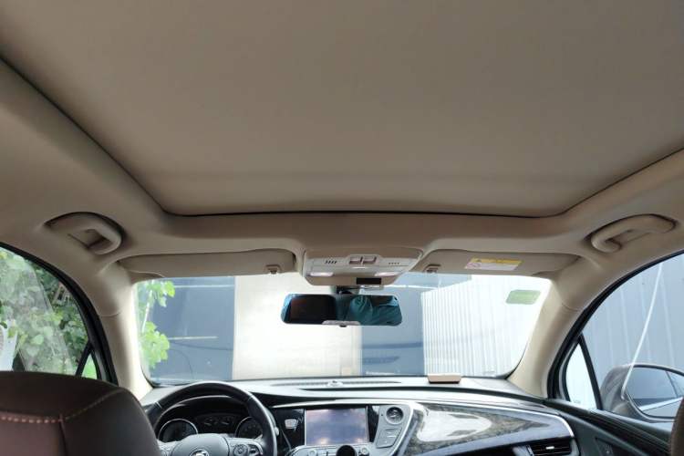 Used Buick Envision 2016 20T Two-Wheel-Drive Elite Model Headliner