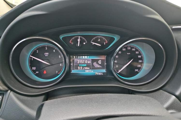 Used Buick Envision 2016 20T Two-Wheel-Drive Elite Model Instrument Cluster