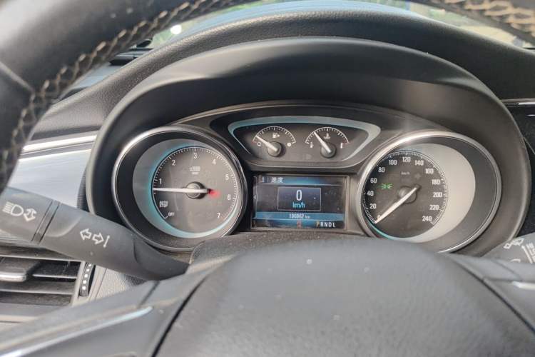 Used Buick Envision 2016 20T Two-Wheel-Drive Elite Model Instrument Cluster
