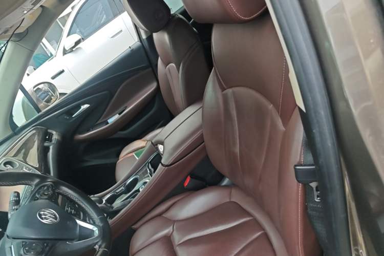 Used Buick Envision 2016 28T Four-Wheel Drive Luxury Model Left Front Seat