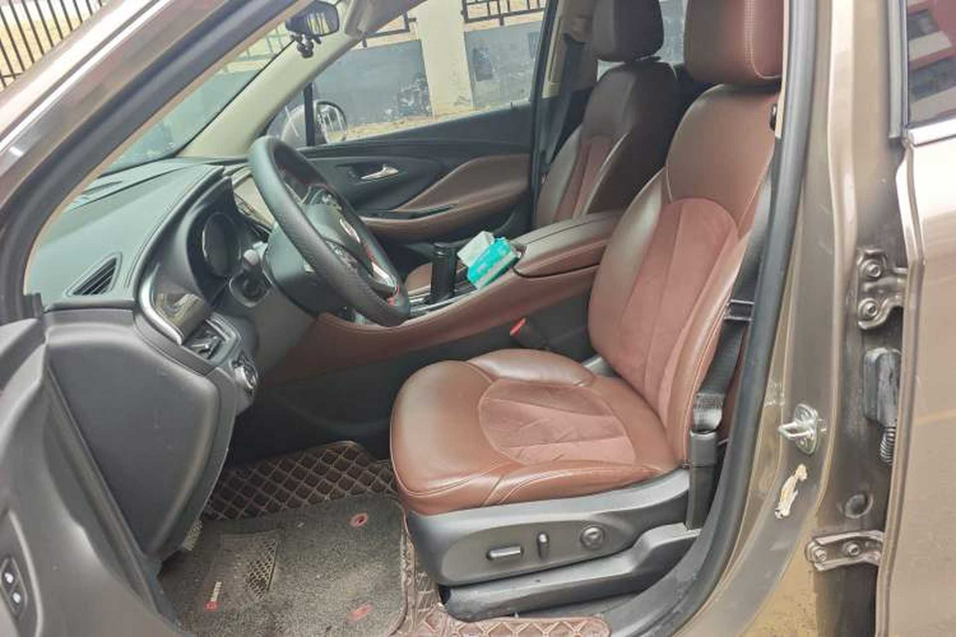 Used Buick Envision 2016 20T Two-Wheel-Drive Elite Model Left Front Seat
