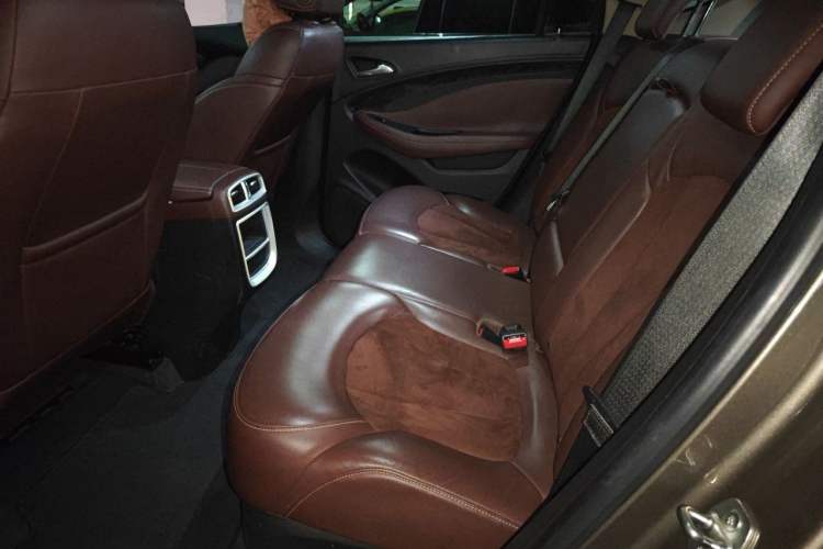 Used Buick Envision 2016 20T Two-Wheel-Drive Elite Model Left Rear Seat
