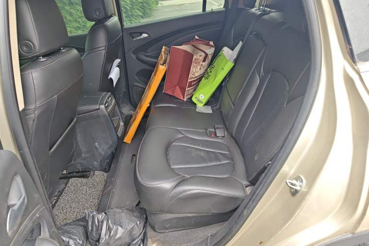 Used Buick Envision 2016 20T Two-Wheel Drive Leading Version Left Rear Seat