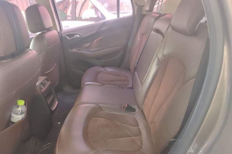 Used Buick Envision 2016 20T Two-Wheel-Drive Elite Model Left Rear Seat