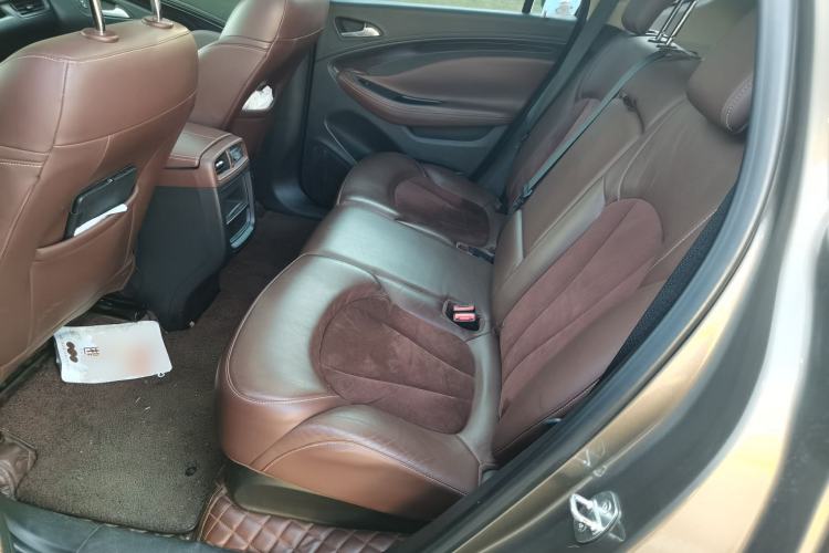 Used Buick Envision 2016 20T Two-Wheel-Drive Elite Model Left Rear Seat