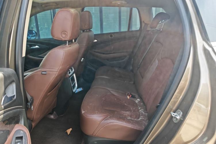 Used Buick Envision 2016 20T Two-Wheel-Drive Elite Model Left Rear Seat