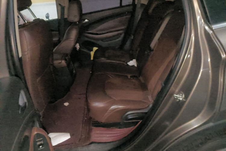 Used Buick Envision 2016 28T Four-Wheel Drive Elite Version Left Rear Seat