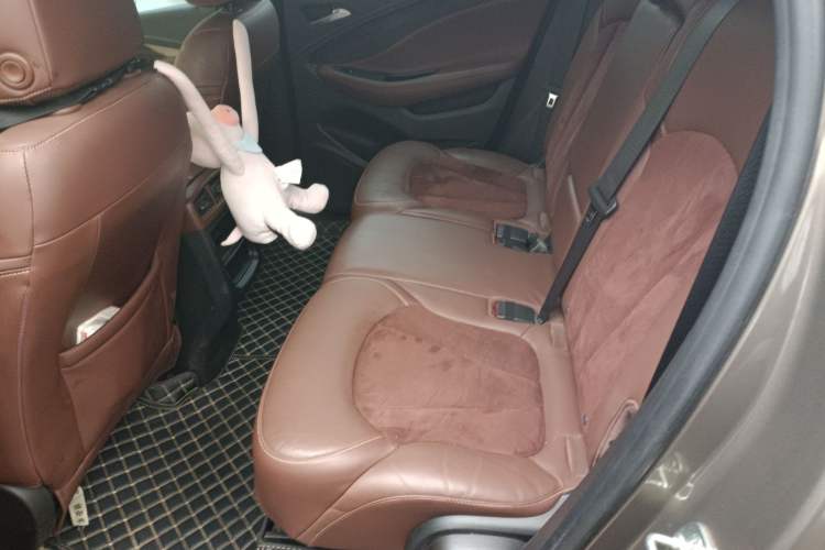 Used Buick Envision 2016 28T Four-Wheel Drive Elite Version Left Rear Seat