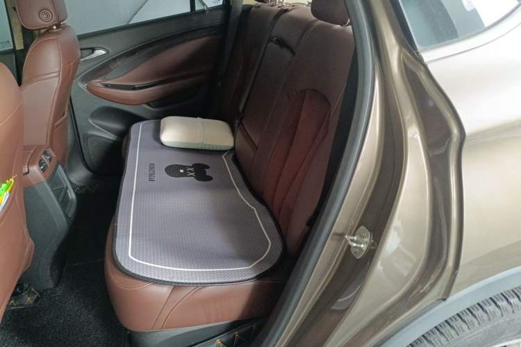 Used Buick Envision 2016 20T Two-Wheel-Drive Elite Model Left Rear Seat