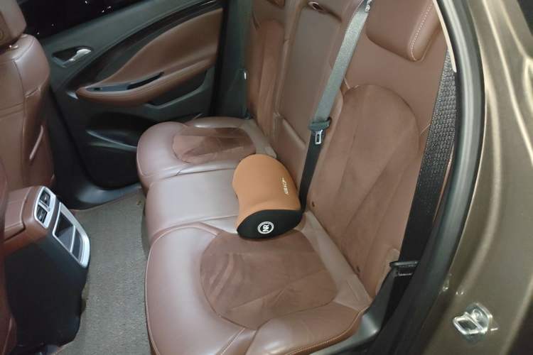 Used Buick Envision 2016 28T Four-Wheel Drive Elite Version Left Rear Seat