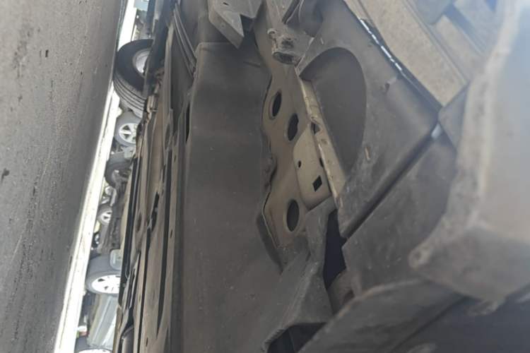 Used Buick Envision 2016 20T Two-Wheel-Drive Elite Model Left Side Sill