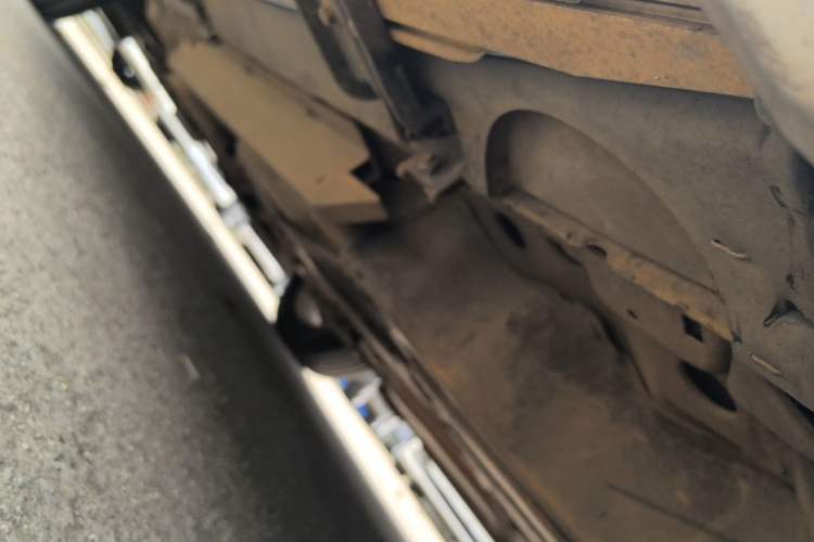Used Buick Envision 2016 28T Four-Wheel Drive Elite Version Left Side Sill