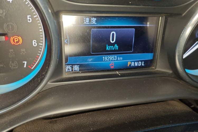 Used Buick Envision 2016 28T Four-Wheel Drive Elite Version Odometer Close Up