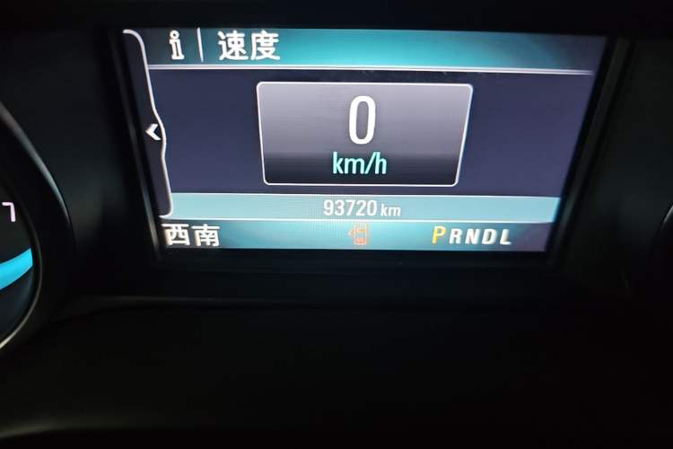 Used Buick Envision 2016 20T Four-Wheel Drive Luxury Model Odometer Close Up