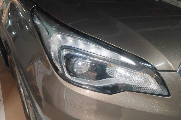 Used Buick Envision 2016 20T Two-Wheel Drive Leading Version Right Front Headlight