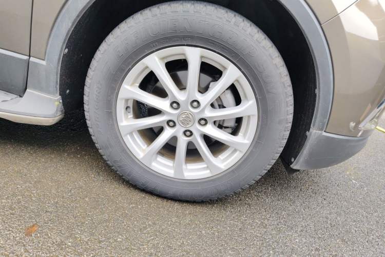 Used Buick Envision 2016 20T Two-Wheel-Drive Elite Model Right Front Wheel Hub