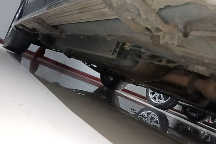 Used Buick Envision 2016 28T Four-Wheel Drive Elite Version Right Side Sill