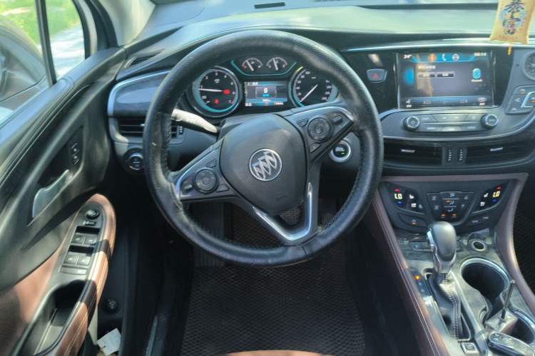 Used Buick Envision 2016 28T Four-Wheel Drive Luxury Model Steering Wheel