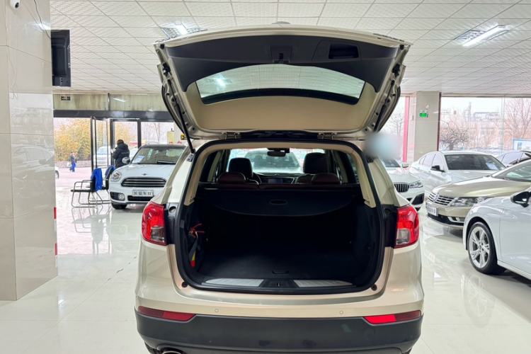 Used Buick Envision 2016 20T Two-Wheel-Drive Elite Model Trunk