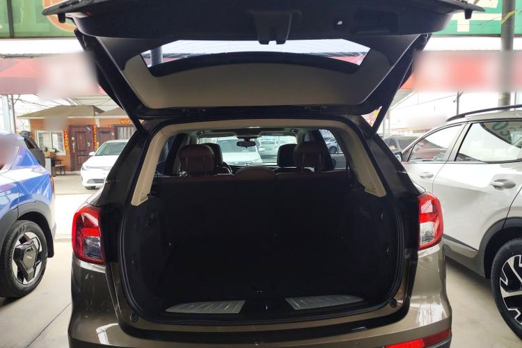 Used Buick Envision 2016 28T Four-Wheel Drive Elite Version Trunk