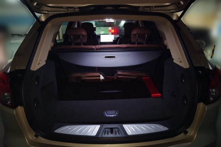 Used Buick Envision 2016 20T Two-Wheel-Drive Elite Model Trunk