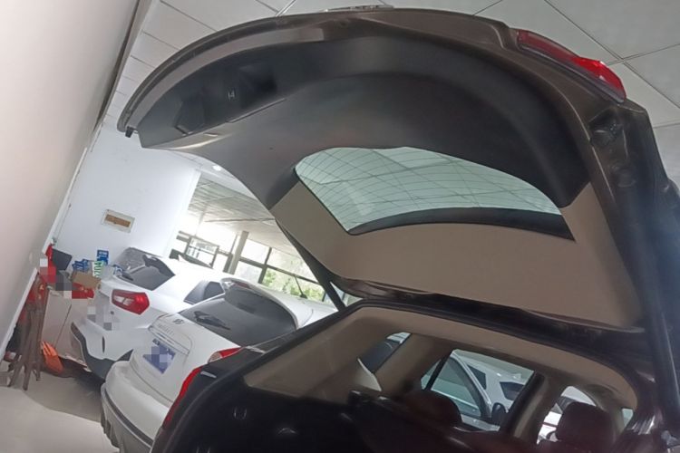 Used Buick Envision 2016 28T Four-Wheel Drive Elite Version Trunk