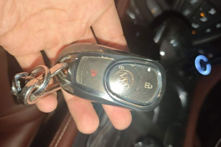 Used Buick Envision 2016 20T Two-Wheel-Drive Elite Model Vehicle Key