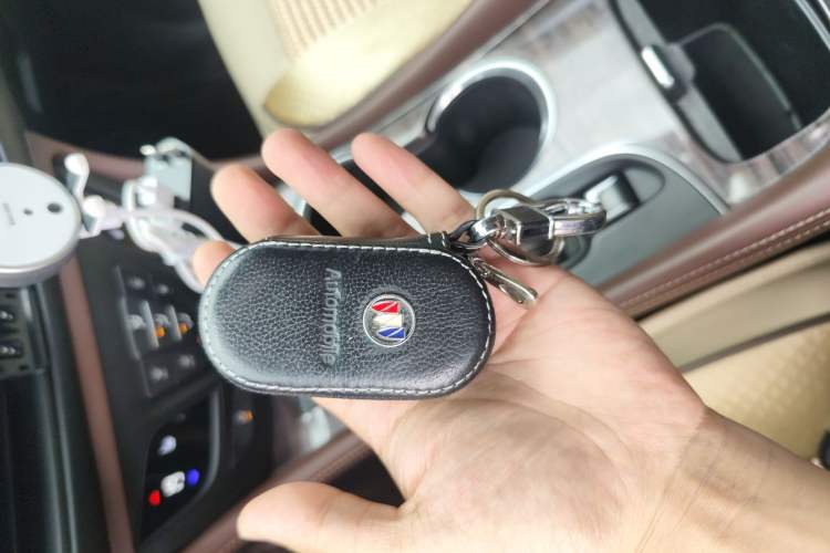 Used Buick Envision 2016 20T Two-Wheel-Drive Elite Model Vehicle Key