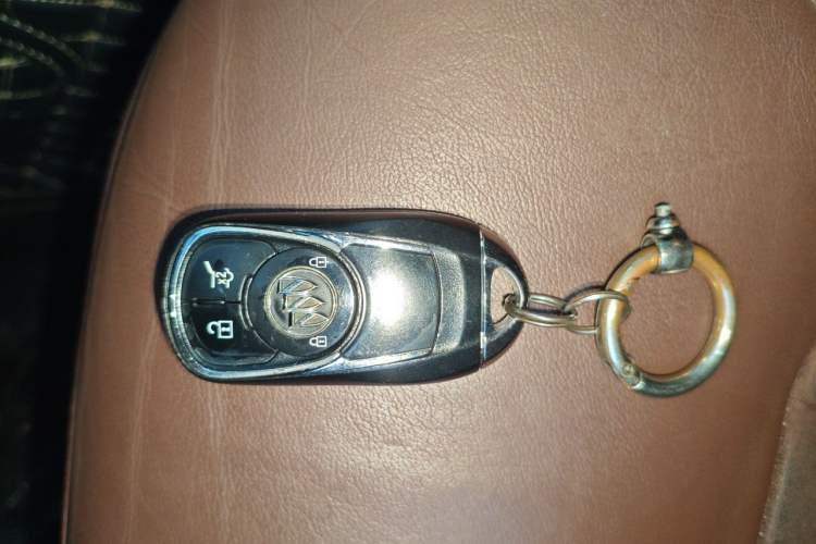 Used Buick Envision 2016 28T Four-Wheel Drive Elite Version Vehicle Key