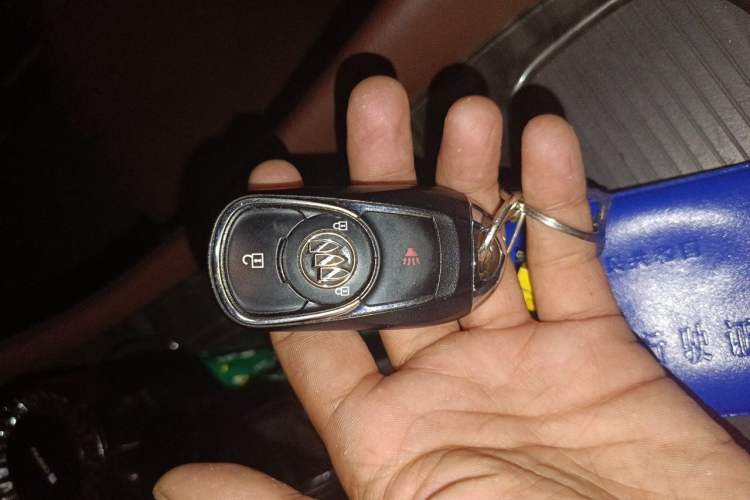 Used Buick Envision 2016 20T Two-Wheel-Drive Elite Model Vehicle Key